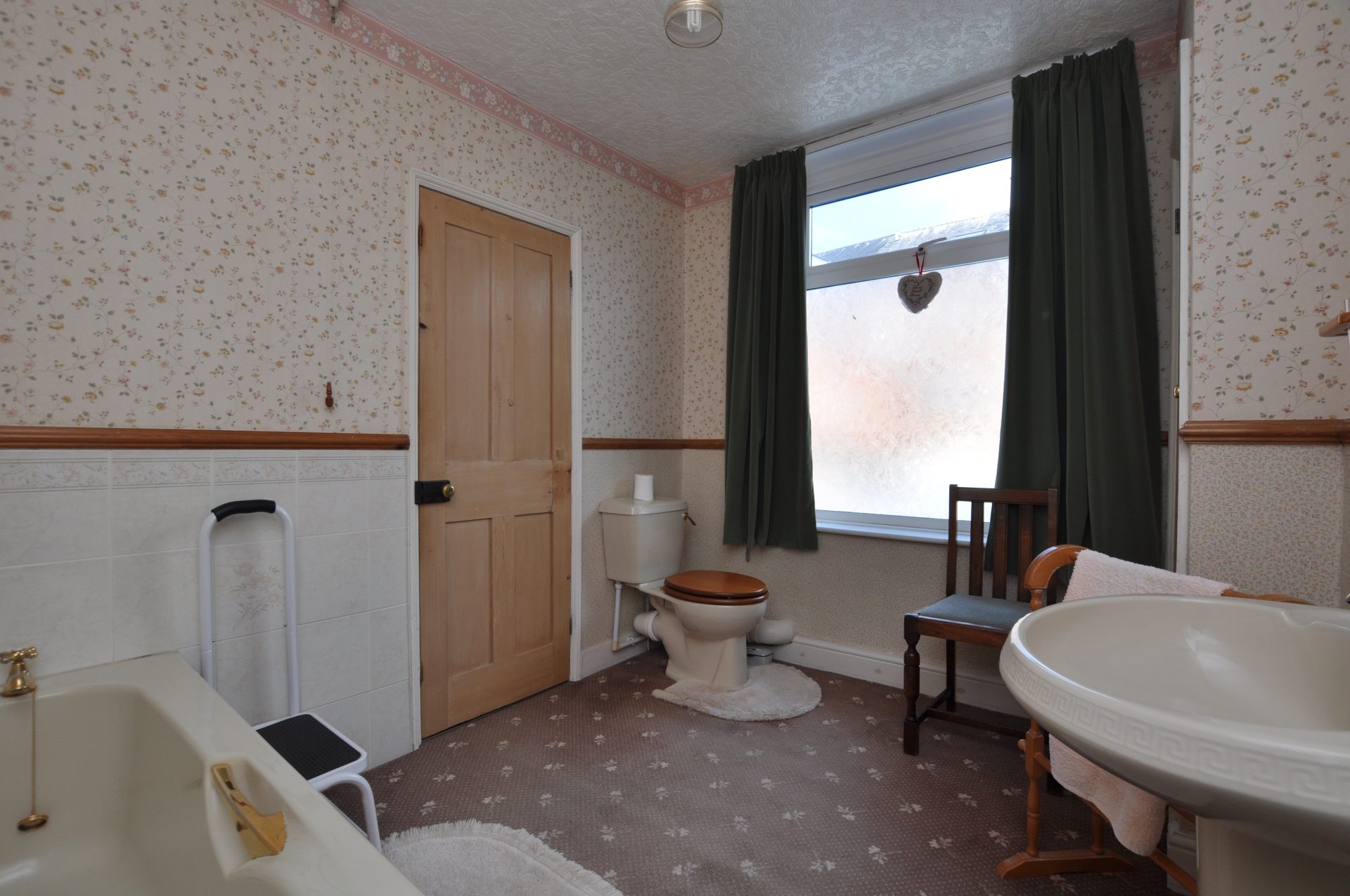 13 Clarence Place, Whitby Hope & Braim Estate Agents