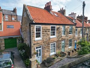 12 Clarence Place, Whitby
