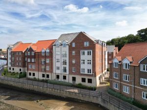 5 Richardsons Court, Whitehall Landing