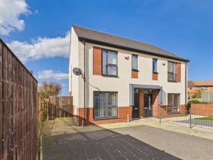 21 St Peters Road, Whitby