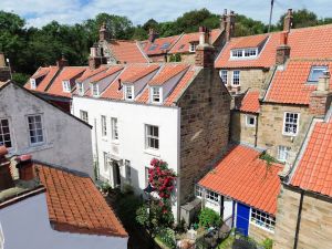 Amplegarth, Robin Hoods Bay