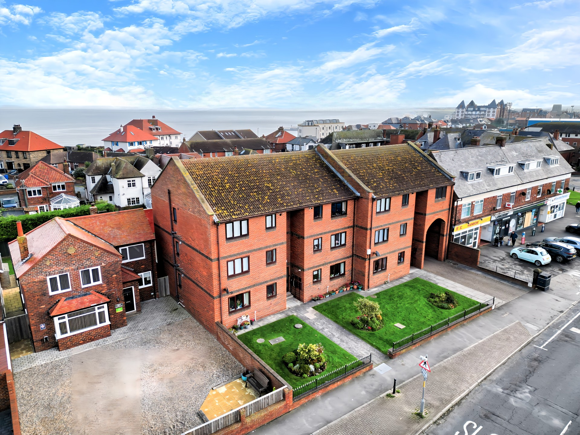 Howards Court